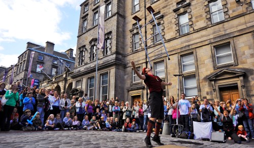 Edinburgh sees the final weekend of the Edinburgh Fringe Festival 2009 (Wikipedia image)